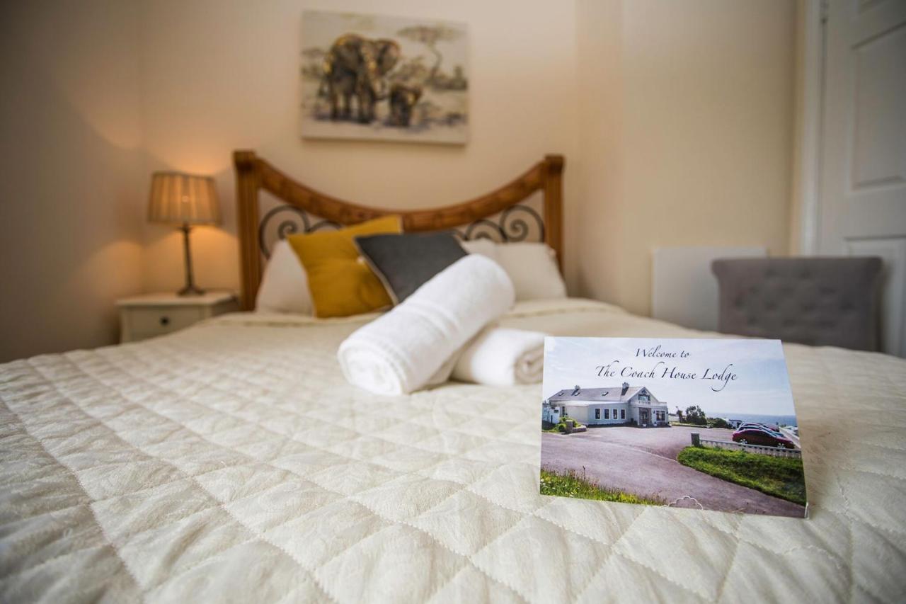 Coach House Lodge Rooms Lahinch Esterno foto